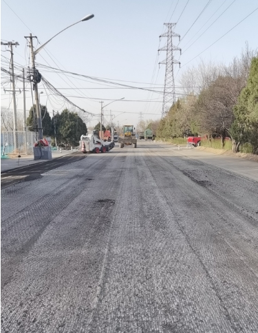 沥青路面修补现场